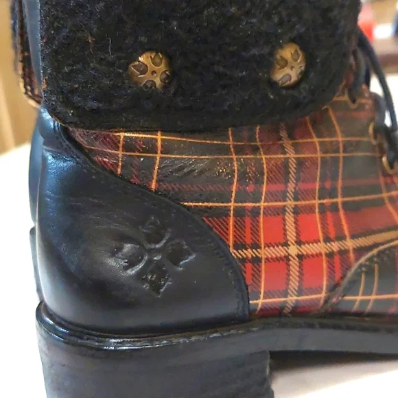 Patricia Nash tartan plaid booties, size 5.5 - Picture 3 of 10